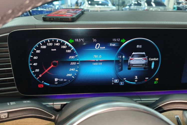 奔驰GLE 2020款 GLE 350 4MATIC 豪华型中控内饰14