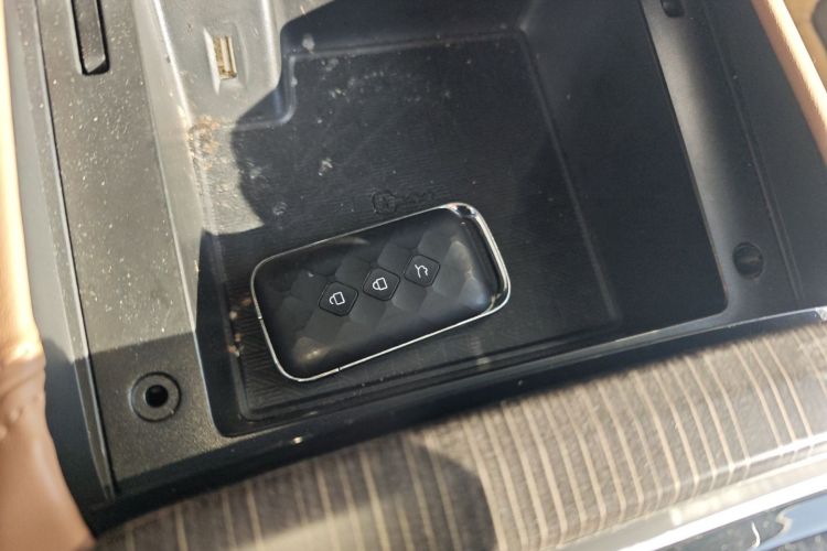 五菱汽车 五菱佳辰 2022款 1.5T CVT尊享旗舰型中控内饰11