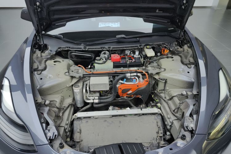 特斯拉 Model 3 2021款 标准续航后驱升级版机舱底盘24
