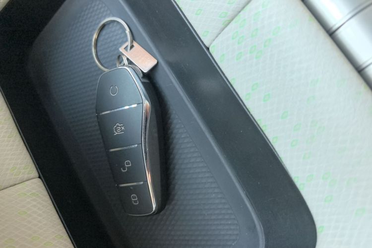 比亚迪 海豚 2021款 405km 时尚版中控内饰11