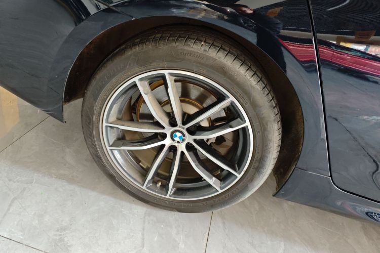 宝马5系 2022款 改款 525Li M运动套装车身外观6008