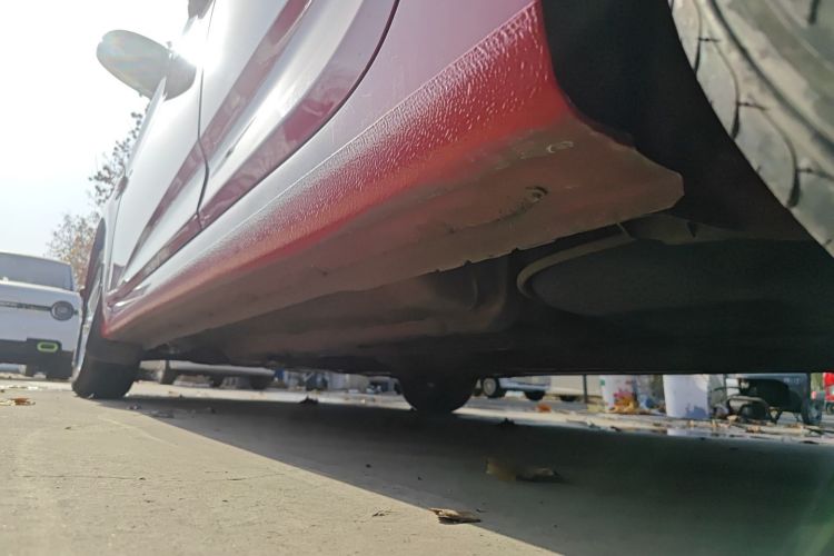 现代 瑞纳 2010款 三厢 1.4L 自动时尚型GT局部细节9002