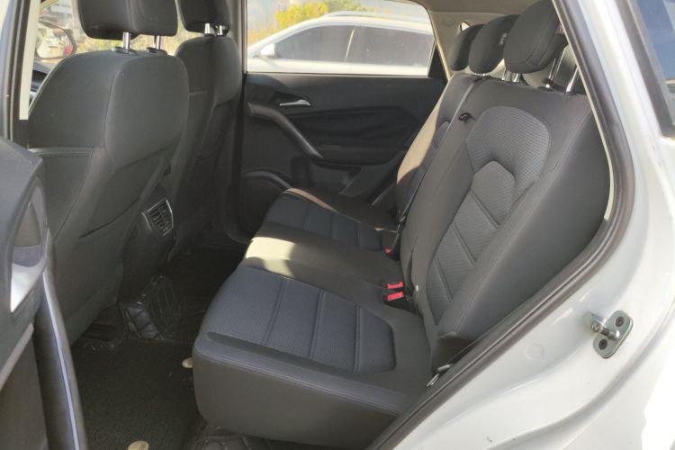 名爵 锐腾 2015款 1.5TGI 手动精英版中控内饰7004