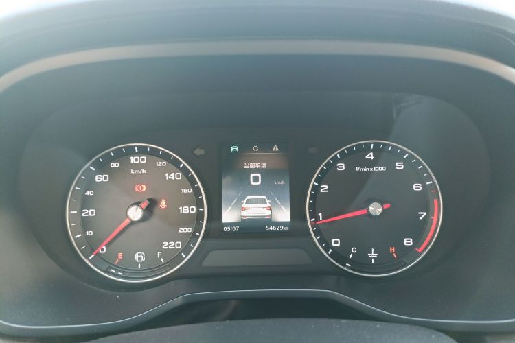 荣威i5 2019款 1.5L 手动4G互联领豪旗舰版中控内饰14