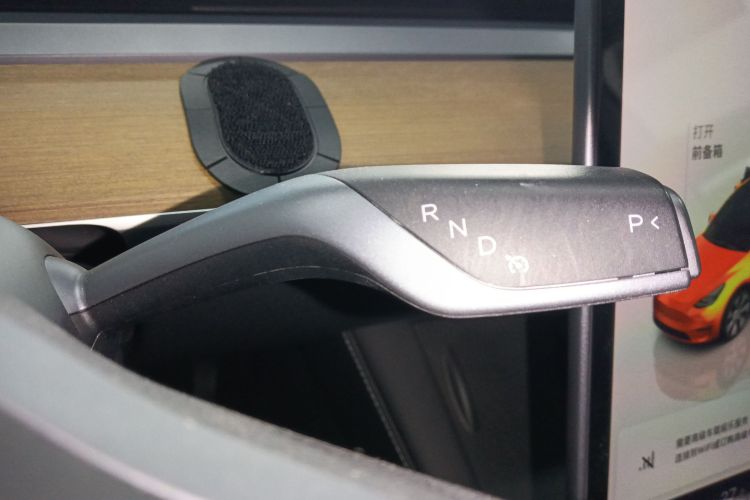 特斯拉 Model Y 2022款 后轮驱动版局部细节18