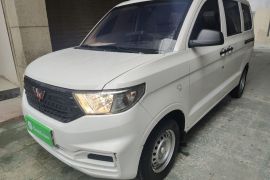 五菱汽车 五菱宏光V 2021款 1.5L劲取版LAR