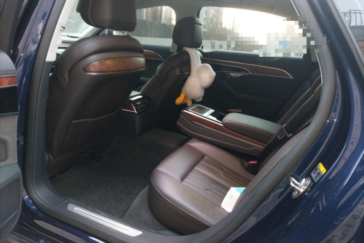 奥迪A8 2018款 A8L 55 TFSI quattro投放版尊享型中控内饰21