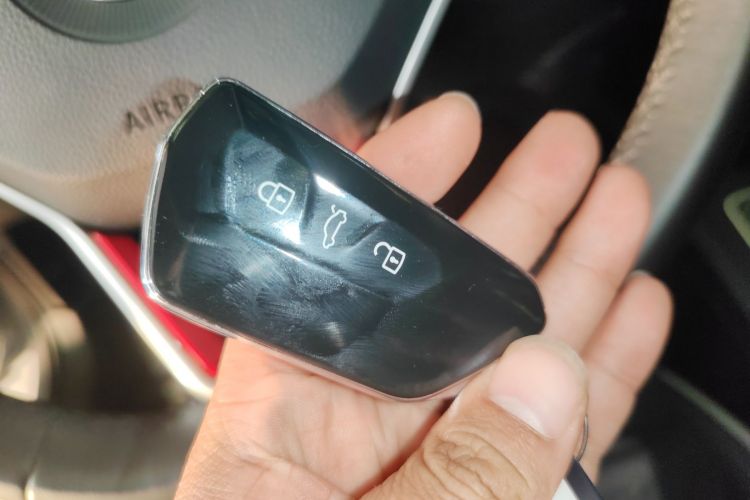 大众 高尔夫 2023款 改款 280TSI DSG Pro中控内饰11