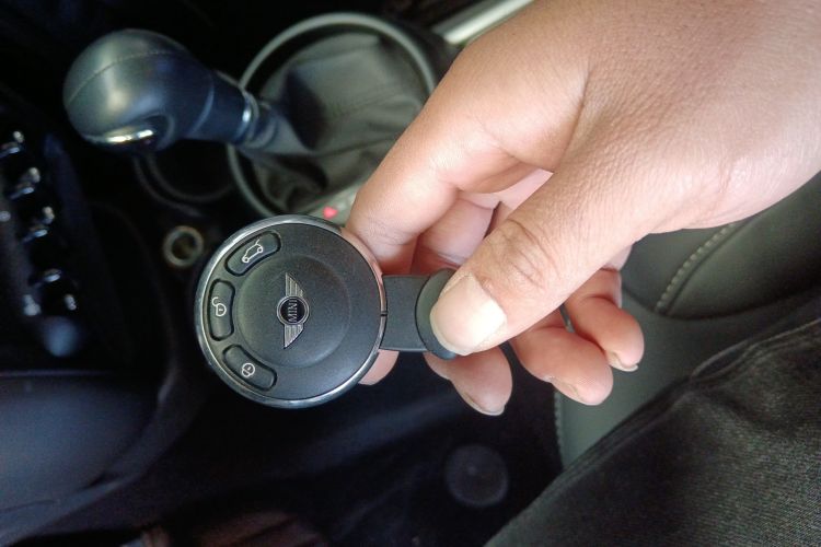 MINI Countryman 2016款 1.6T COOPER ALL4 Fun装备控中控内饰11