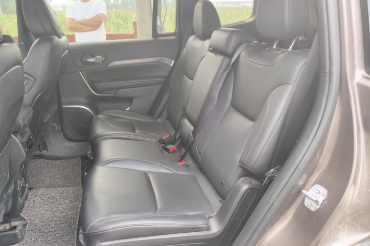 Jeep 大指挥官 2018款 2.0T 四驱臻享版 国V中控内饰7004