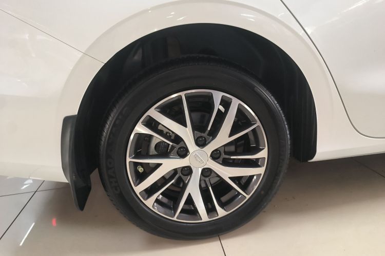 吉利汽车 帝豪 2023款 第4代冠军版 1.5L CVT豪华型车身外观56