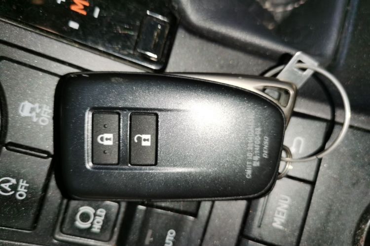 雷克萨斯NX 2015款 200t 全驱 锋尚版中控内饰11