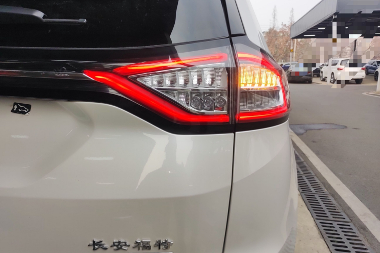 福特 锐界 2018款 EcoBoost 245 两驱豪锐型 7座 国V车身外观6006