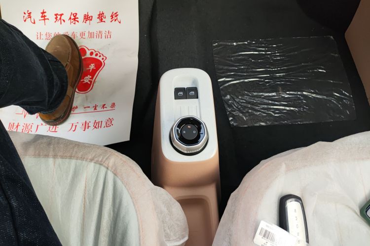 吉利银河 2024款 熊猫mini 200km 耐力熊局部细节18