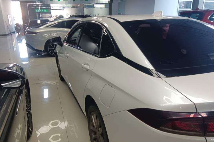 埃安 AION S 2023款 魅 580 磷酸铁锂车身外观4