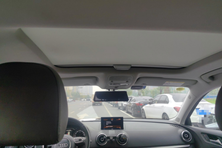 奥迪A3 2015款 Sportback 40 TFSI 自动舒适型中控内饰22