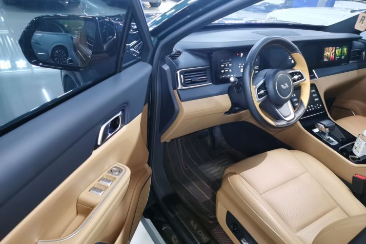 理想汽车 理想ONE 2021款 增程6座版中控内饰7003