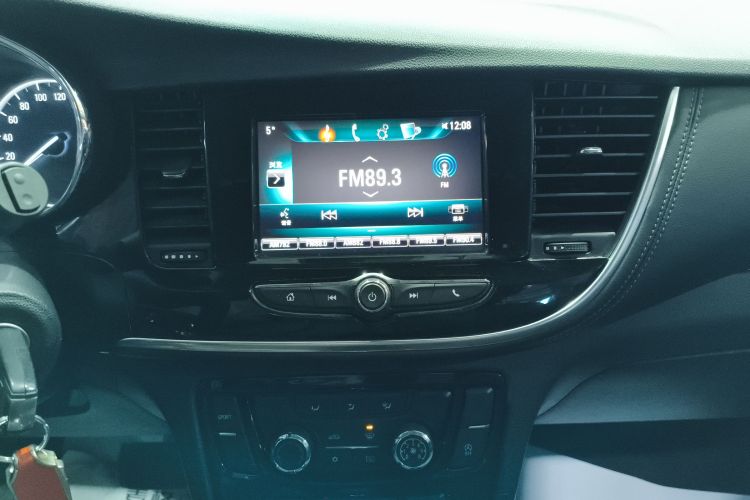 别克 昂科拉 2018款 18T 自动两驱都市领先型中控内饰16