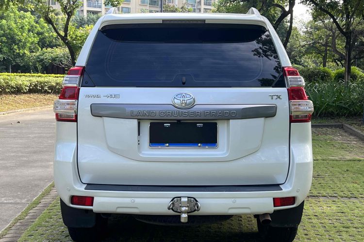 丰田 普拉多 2016款 2.7L 自动标准版车身外观6