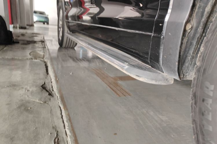 丰田 汉兰达 2018款 2.0T 四驱豪华版 7座 国VI局部细节9001