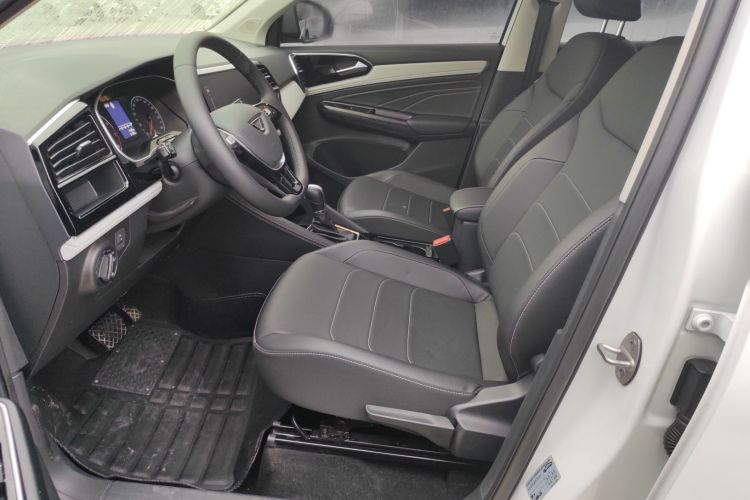 捷达VS5 2023款 280TSI 自动悦享型中控内饰19