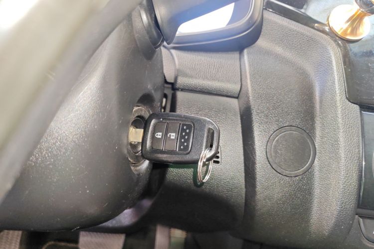 本田 飞度 2016款 1.5L SE CVT时尚型中控内饰7001