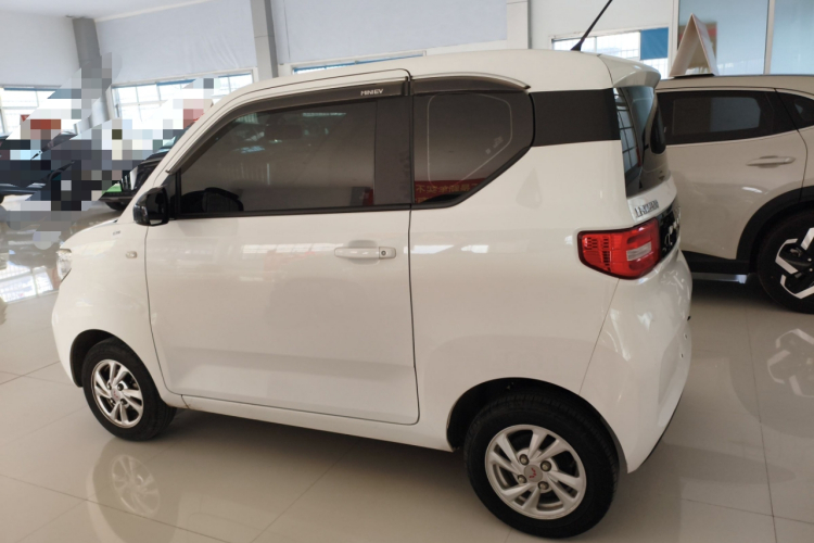 五菱汽车 宏光MINIEV 2020款 自在款 磷酸铁锂车身外观4