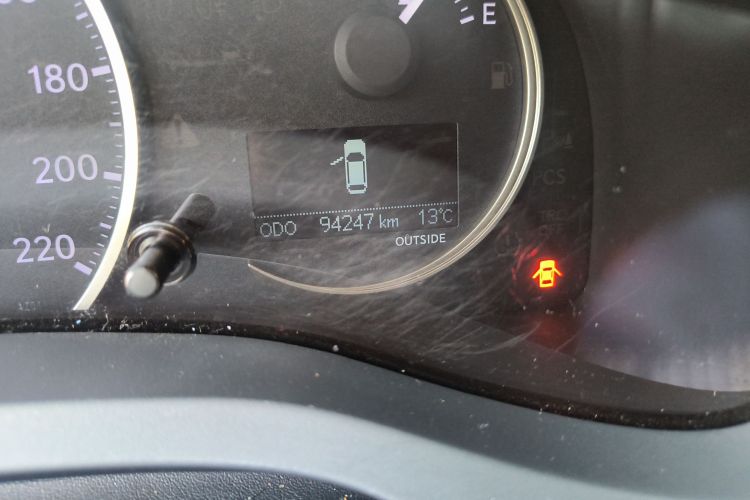 雷克萨斯CT 2017款 CT200h 精英版 单色 国V中控内饰15