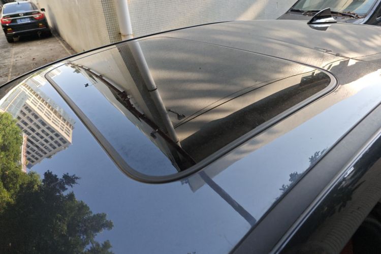 奔驰C级 2022款 改款 C 200 L 运动版局部细节57