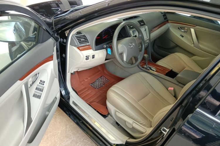 丰田 凯美瑞 2013款 200E 经典精英版中控内饰7003