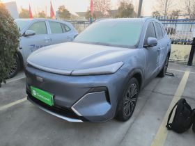 吉利银河 银河星舰7 EM-i 2025款 120km 领航版