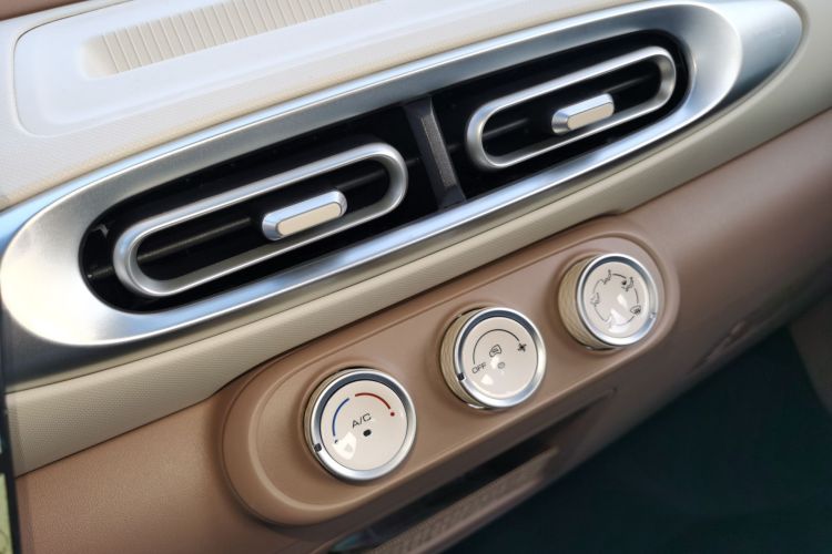 五菱汽车 宏光MINIEV 2025款 四门版 进阶款局部细节16