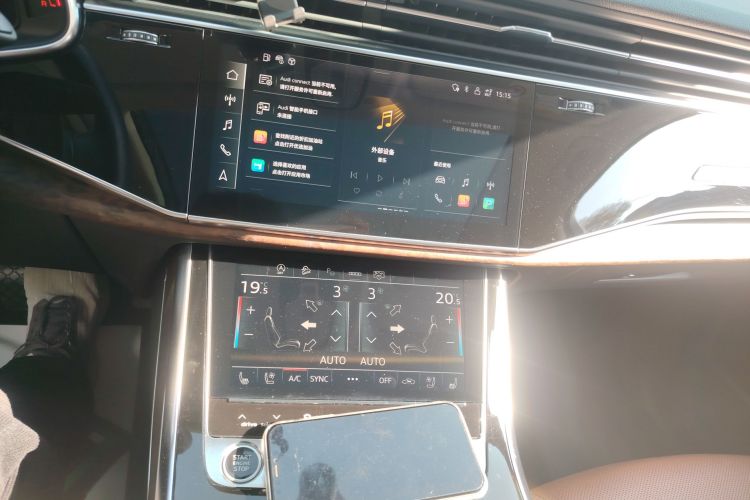 奥迪Q7 2022款 55 TFSI quattro S line运动型中控内饰16