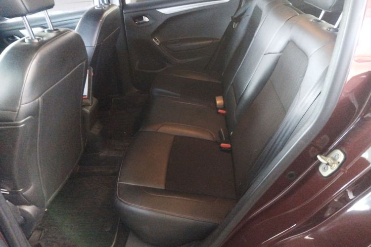 雪铁龙C3-XR 2015款 1.6L 自动先锋型中控内饰7004