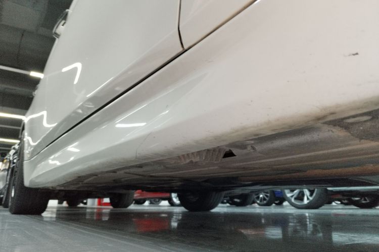 宝马3系 2017款 320Li M运动型局部细节9001