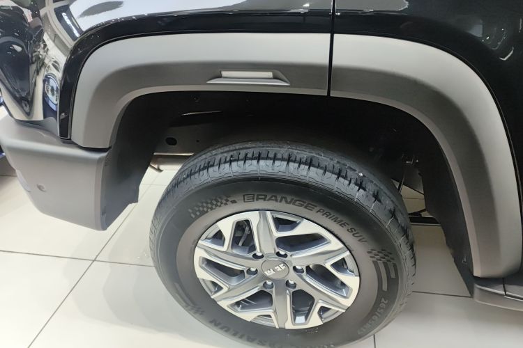 北京越野 北京BJ40 2024款 2.0T 全新城市猎人版 侠客型车身外观6008