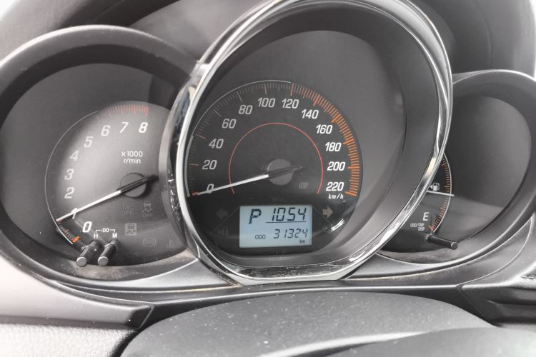 丰田 YARiS L 致炫 2020款 致炫X 1.5L CVT领先版局部细节14