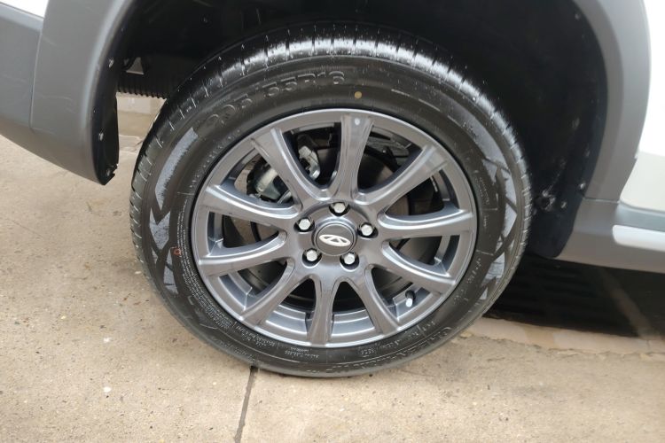 奇瑞 瑞虎3X 2024款 1.5L CVT卓越版车身外观6008