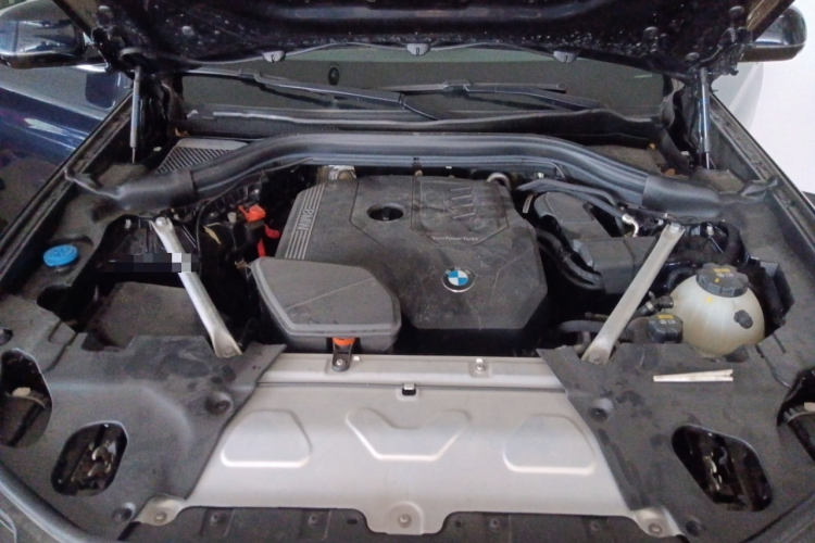 宝马X3 2021款 xDrive28i M运动套装机舱底盘24