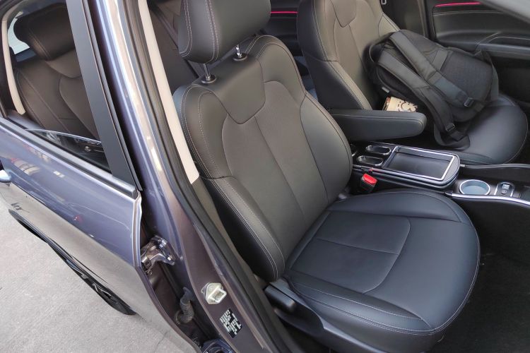 哪吒汽车 哪吒V 2021款 长续航娱乐版升级型局部细节41