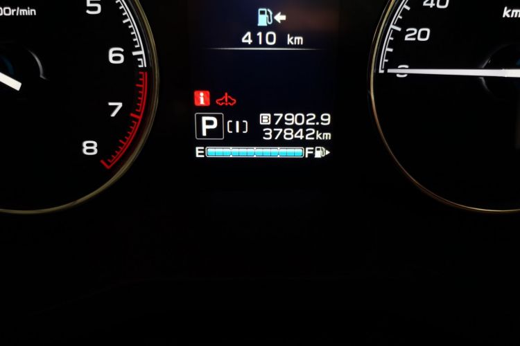 斯巴鲁 森林人 2019款 2.0i 智擎运动版中控内饰15