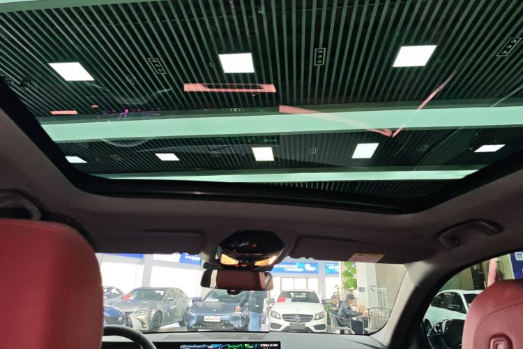 宝马5系 2025款 530Li 领先型 M运动套装中控内饰22