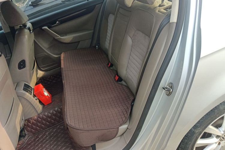 大众 迈腾 2012款 1.8TSI 豪华型中控内饰7004