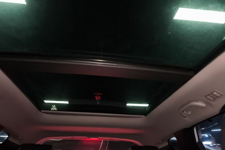 现代 胜达 2017款 2.4L 自动两驱智能型 5座局部细节22