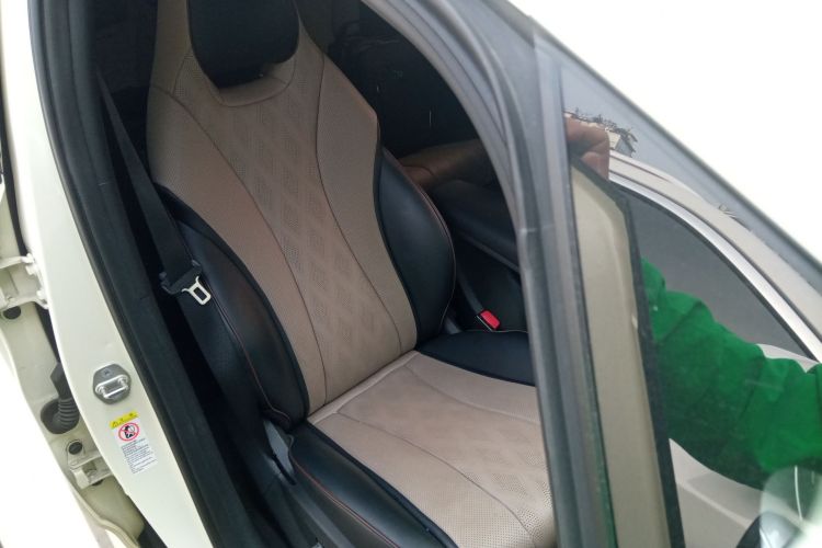 比亚迪 海豚 2024款 荣耀版 420km 时尚版局部细节41