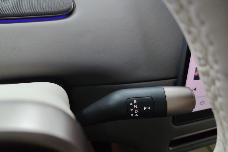 理想汽车 理想i6 2025款 四驱标准型中控内饰18