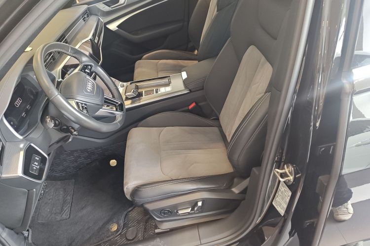 奥迪A6L 2023款 40 TFSI 豪华动感型中控内饰19