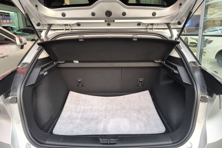 名爵 MG4 EV 2022款 425km 旗舰版机舱底盘23