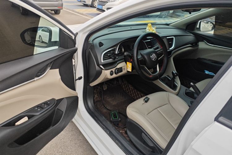 别克 英朗 2018款 15T 手动精英型 国V中控内饰7003