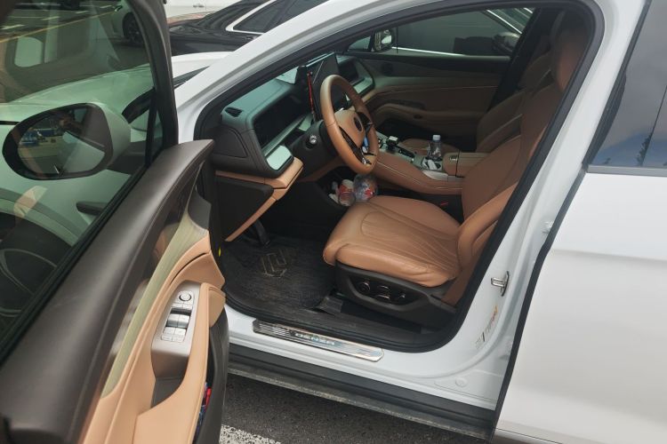 腾势N7 2023款 长续航性能版中控内饰20